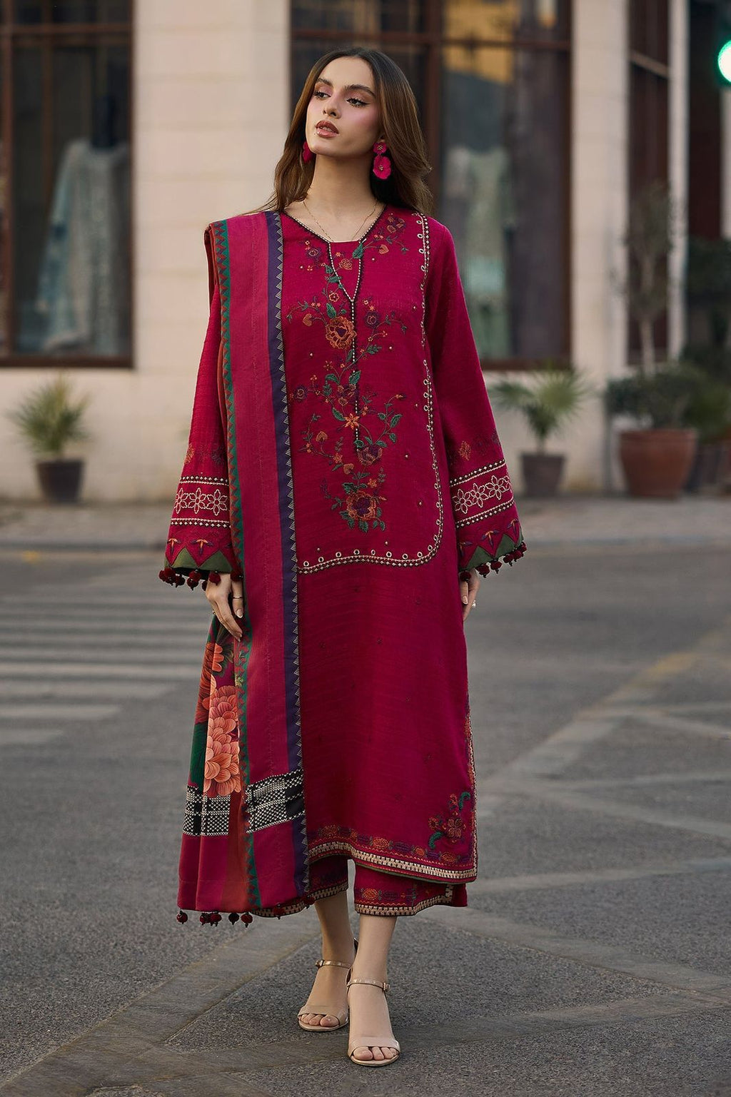 MOST DEMANDING EDITION 03PCS UNSTITCHED SUIT