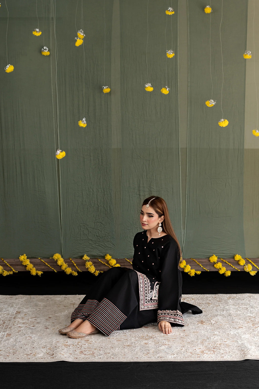 (Unstitched 2 piece)TAURUS