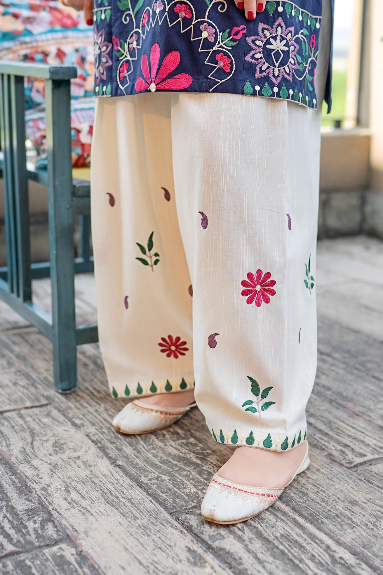 URUBA (unstitched)