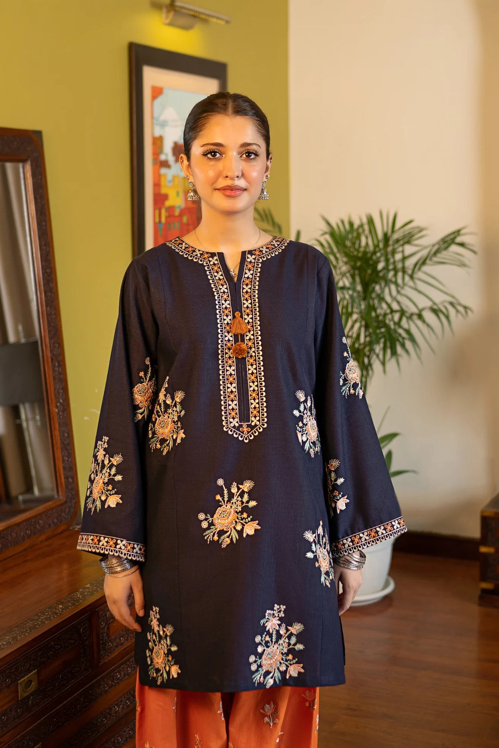 CHAND (unstitched)